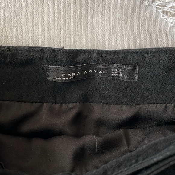 Zara black suede high waisted skirt - Picture 4 of 4